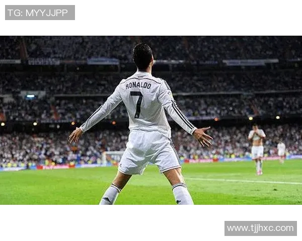 足球明星背后的故事与真实声音揭示他们的奋斗与梦想 足球明星背后的故事与真实声音揭示他们的奋斗与梦想